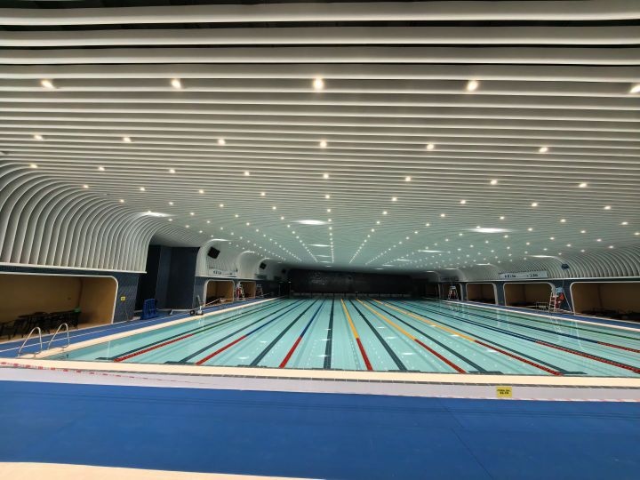 德胜体育中心-游泳馆