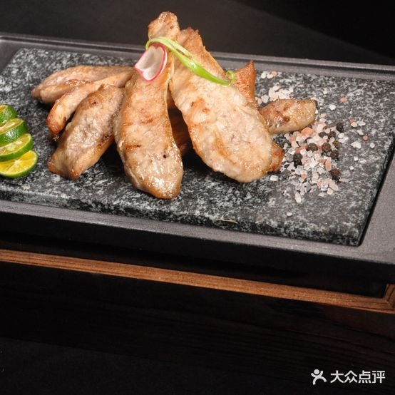 秋丼日式料理(黄江店)