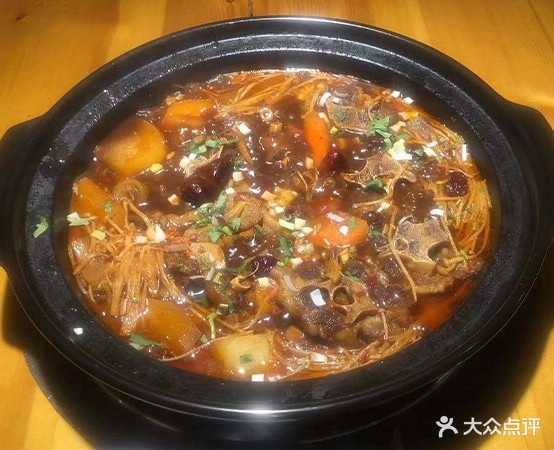 二鹏牛排牛锅