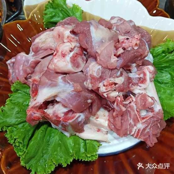 泯江红老火锅