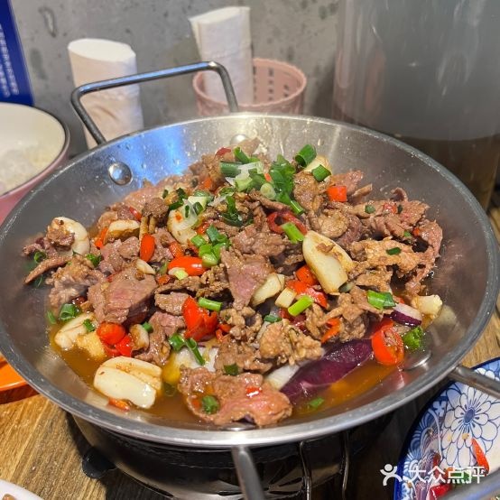露一手家菜馆(长沙店)