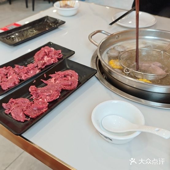 潮牛班潮汕牛肉自助火锅(竹园路店)