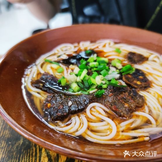 罗记常德g肉粉面(张家界店)