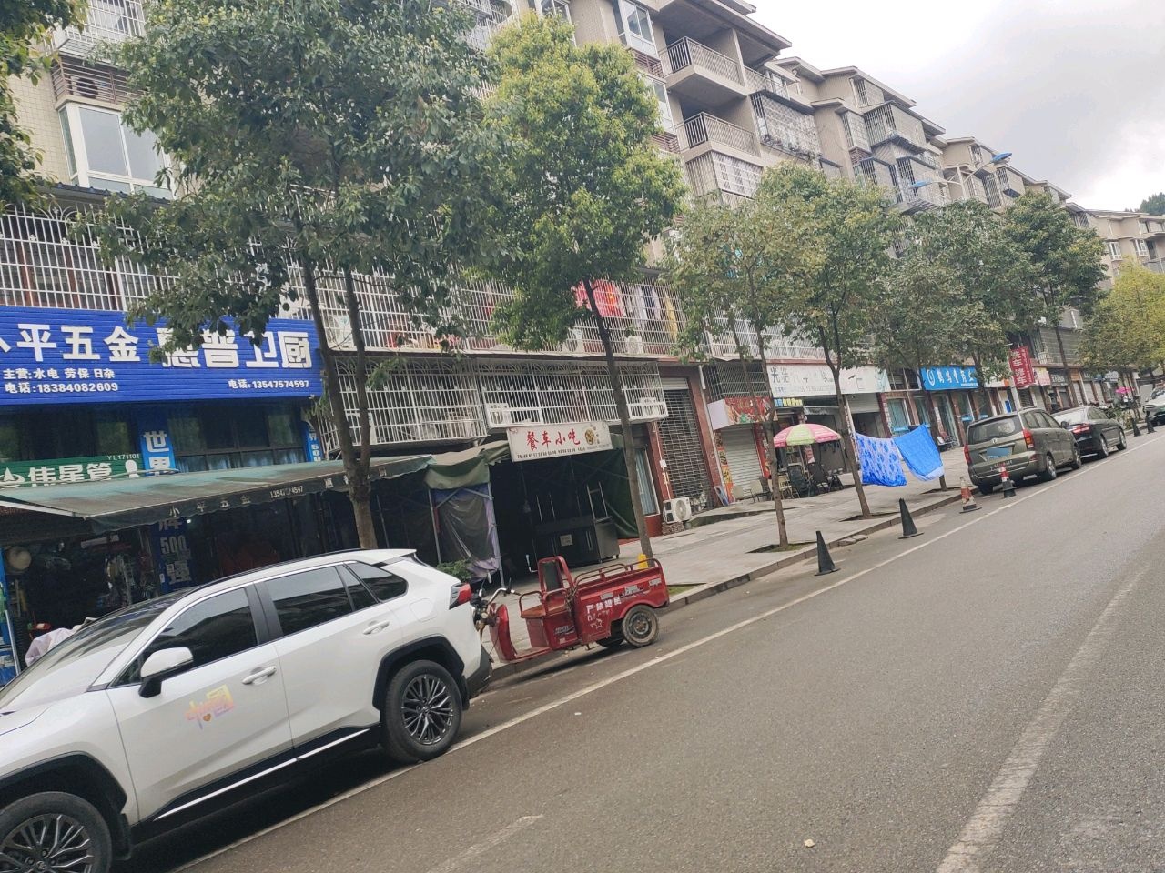 仪陇县新政镇餐车小吃店
