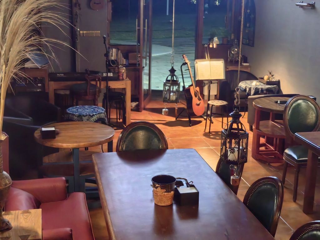 乐库里小酒馆(碧桂园·滨江海岸玺湾店)