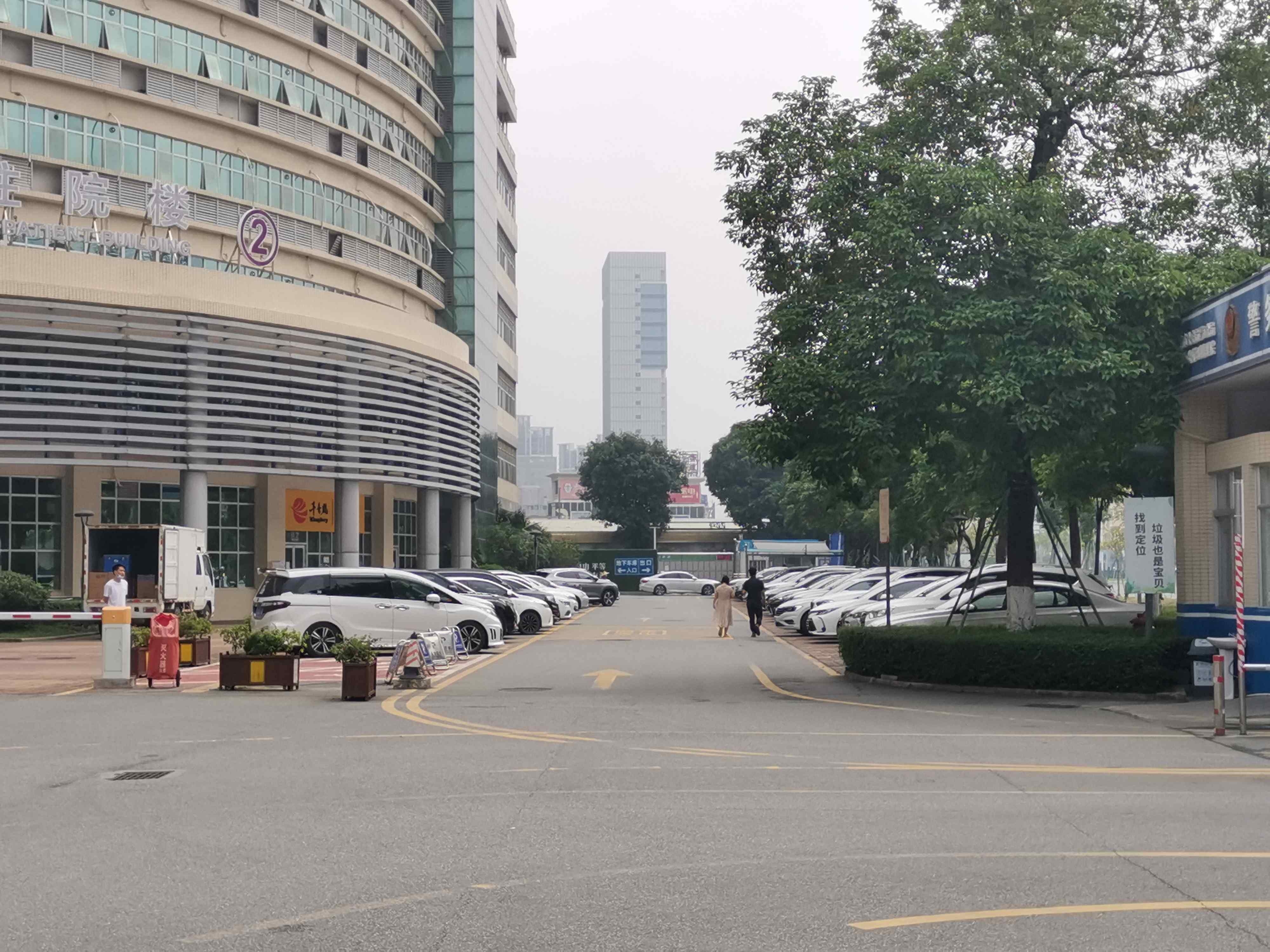 江门市妇幼保健院-地上停车场