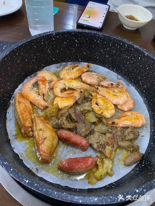 乐享自助火锅烤肉酱骨头(辉南街店)