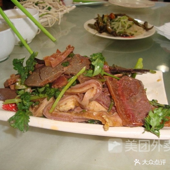 正宗河间驴肉火(老车站店)