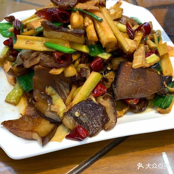 长沙湘菜馆(南华桥店)