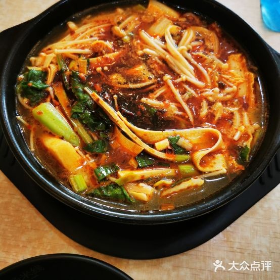 笑江南过桥米线·秋东鸡汤米线