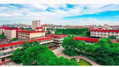 上海财经大学(国定路校区)