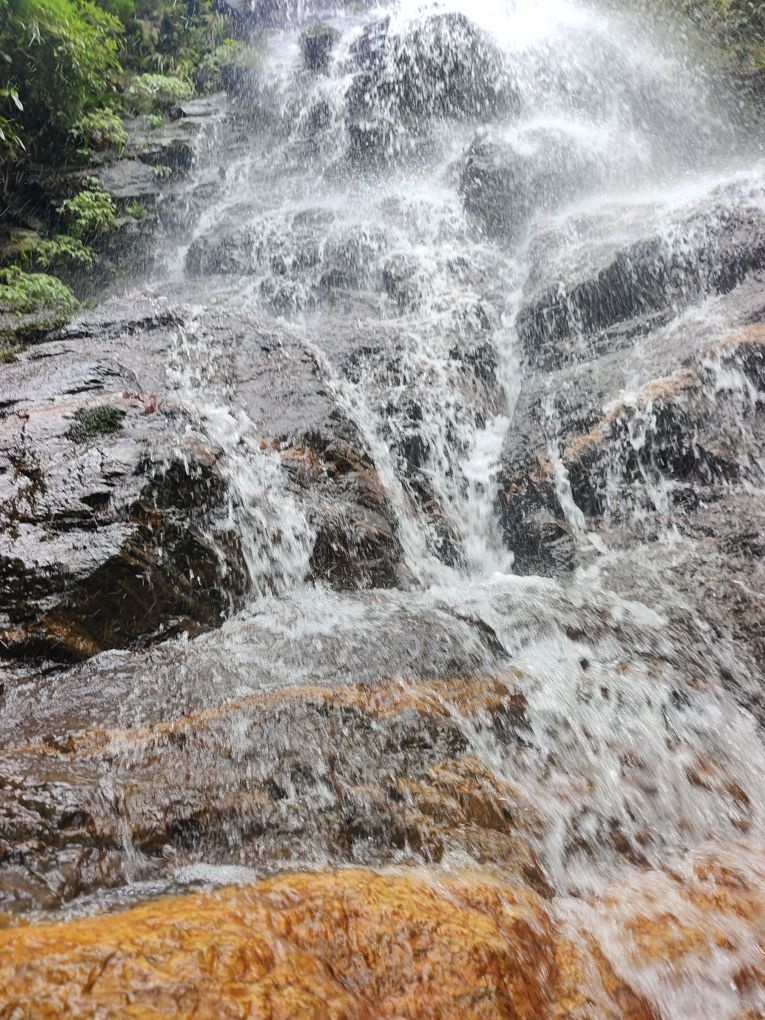 飞水洞瀑布