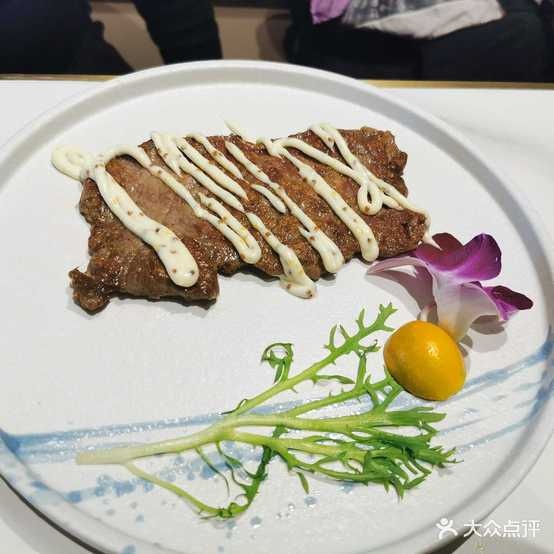 纽斯特牛排自助餐馆(方圆荟购物中心店)