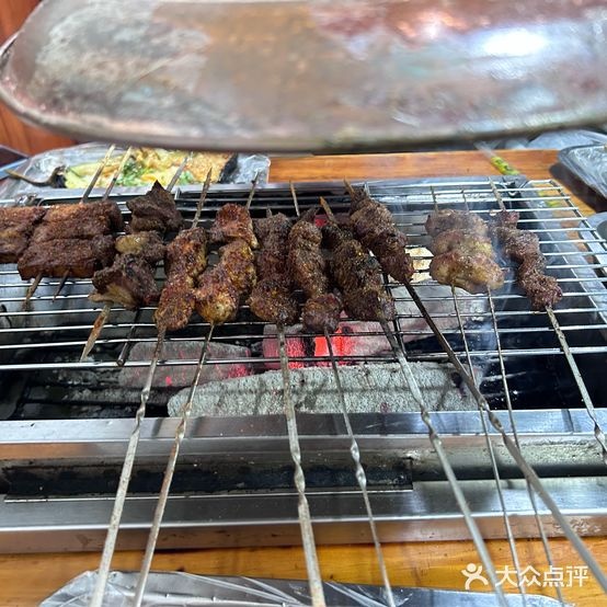 小勇烧烤店