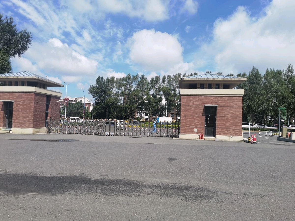 吉林大学(前卫南区)-北1门