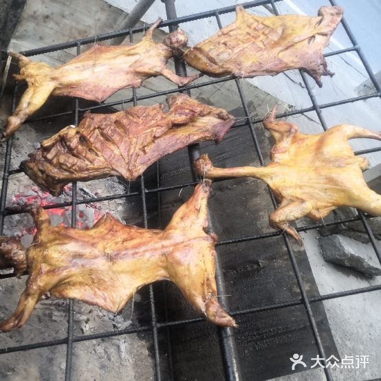 80后汤锅烧烤