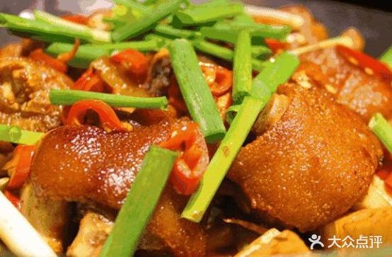 庆苑刨锅汤螺蛳鸡(扎皮蹄花店)
