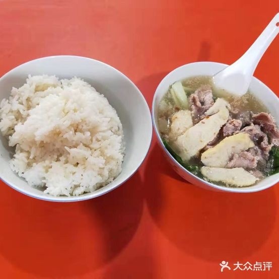 隆江猪脚饭·原味汤粉王(庆峰店)