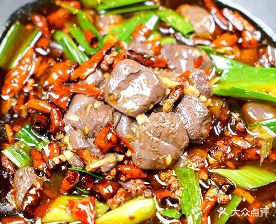飞哥留一手烤鱼海鲜没事广场(三桥北路店)