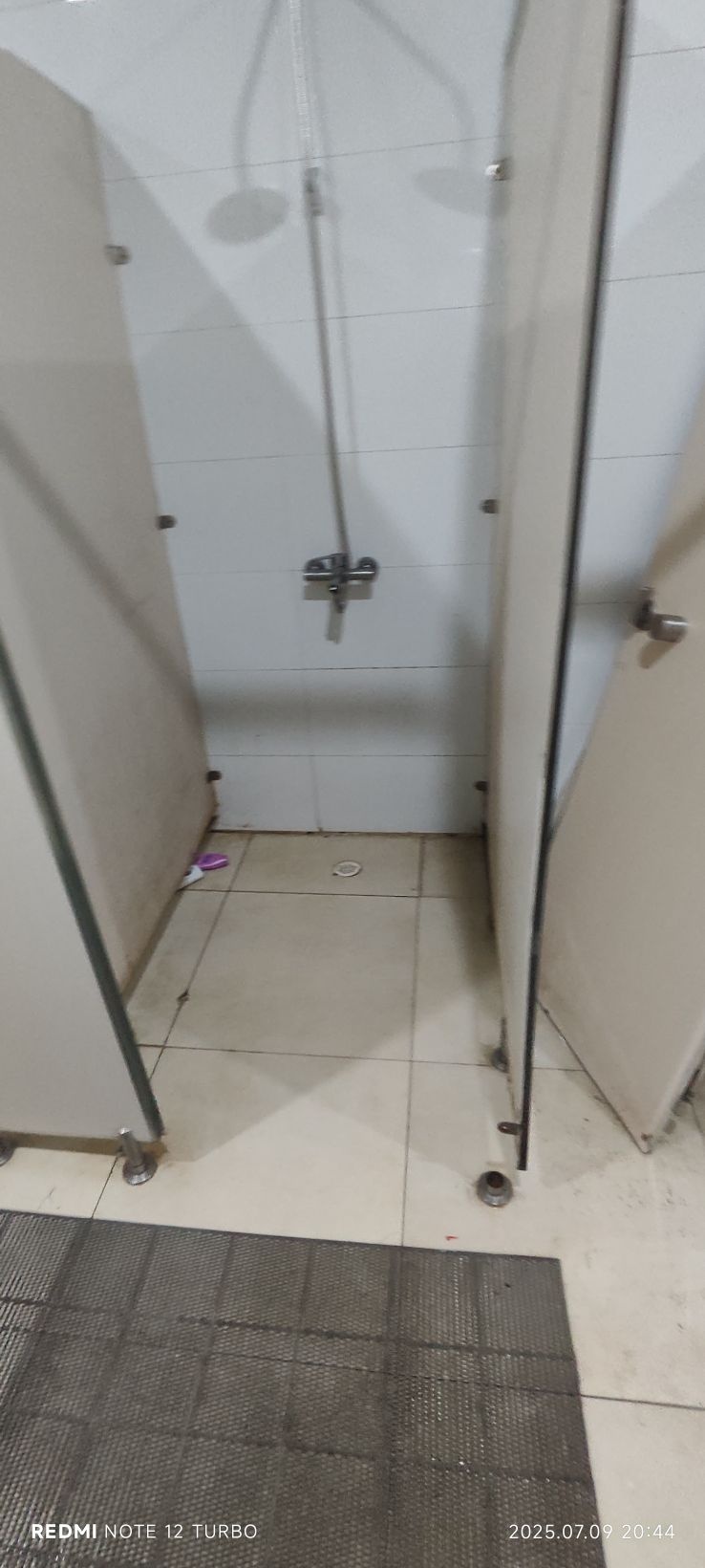 韶州中学恒温游泳馆