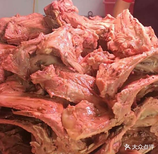 手撕大骨头(公安街店)