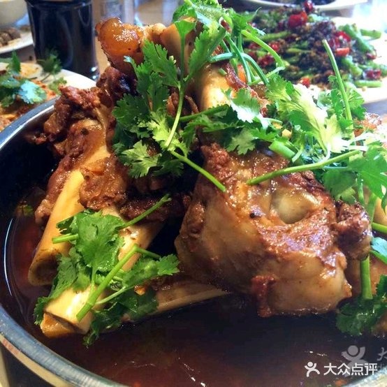 景德隆龙虾牛蛙烤鱼羊筒骨(新建路店)