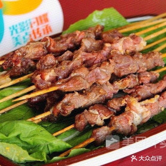 满堂宏烧烤(老一中商业街10号楼店)