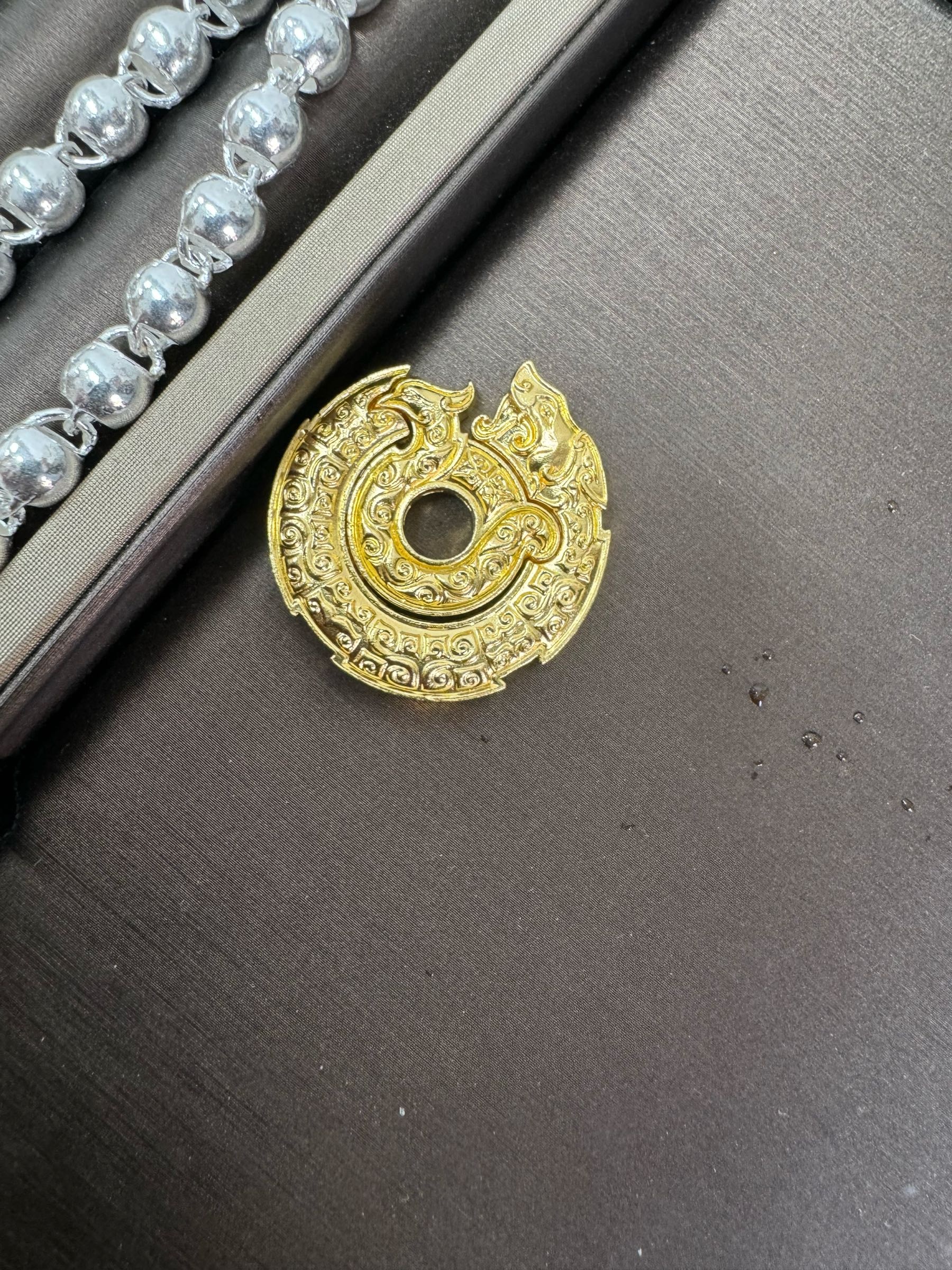 银利打金店