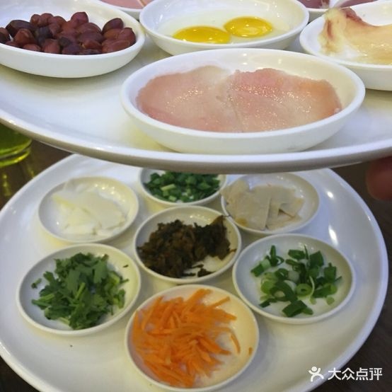 彩云芝南过桥米线(富康店)