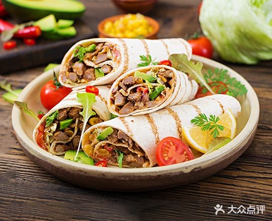 三姐卤肉卷饼