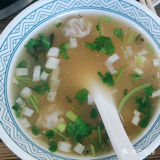 清真白记羊肉汤牛肉包子