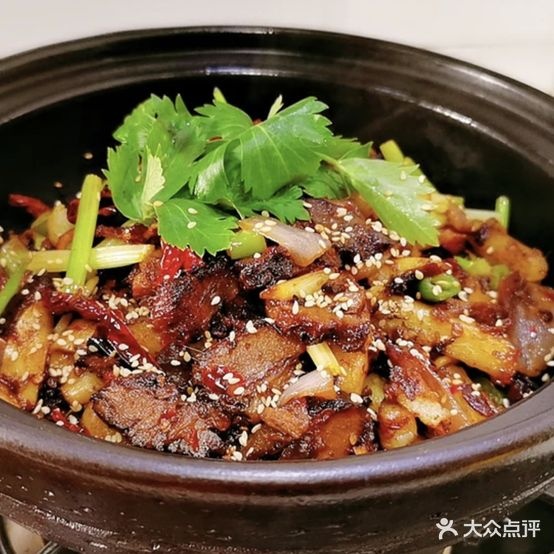 花灯饭店(站前分店)