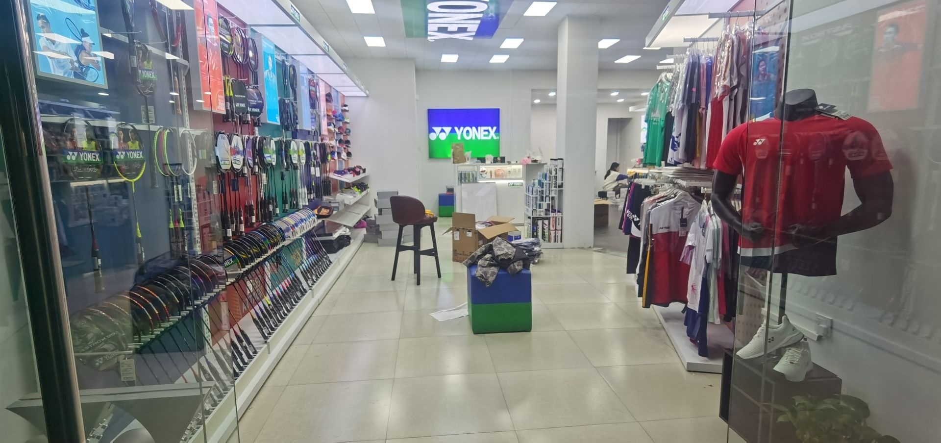 YONEX羽你同行体育(大羽之家舟山路店