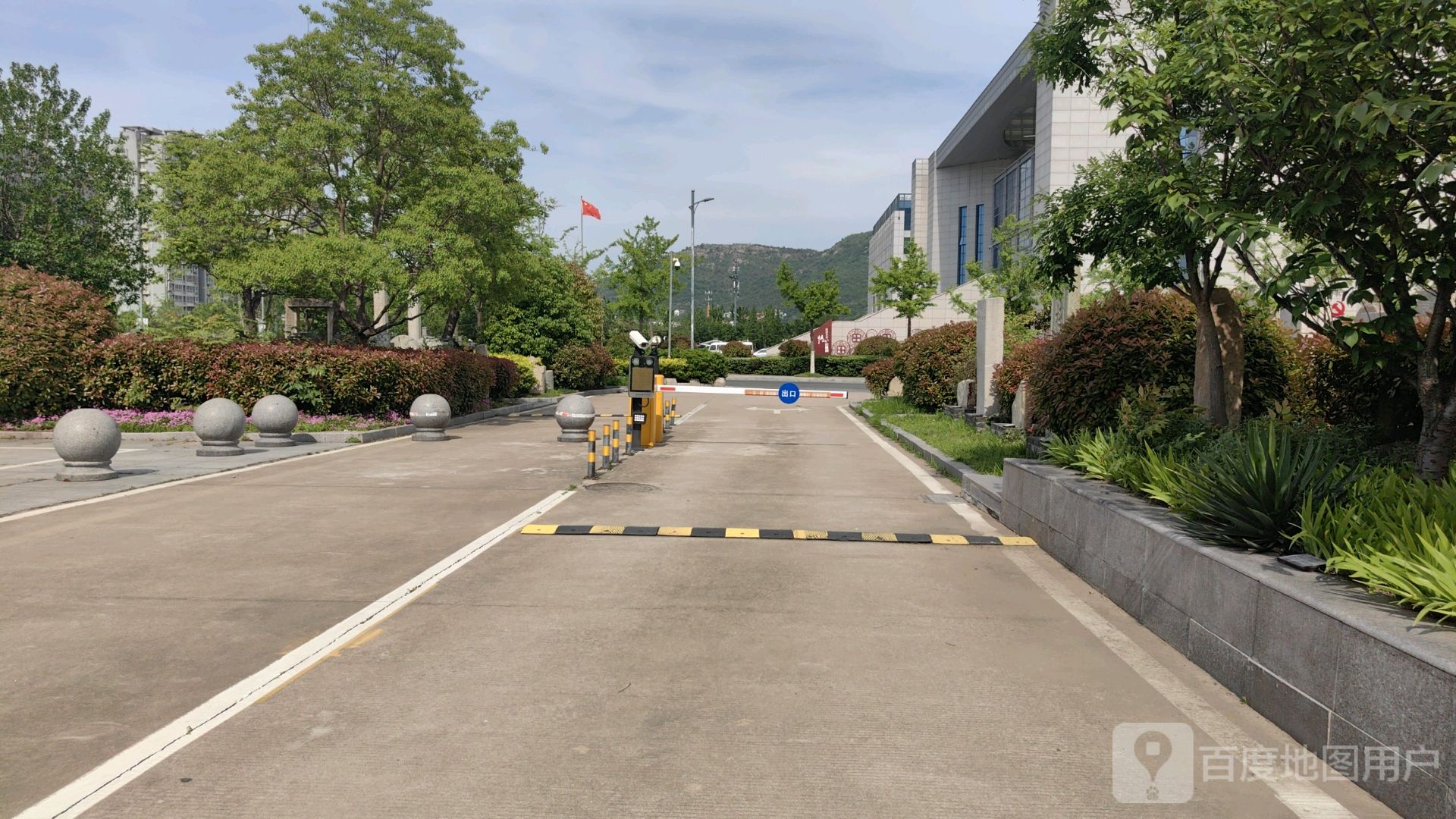 连云港市博物馆-地上停车场