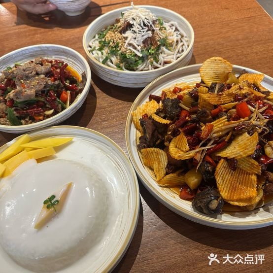 清真·回想小食堂(金池购物中心店)