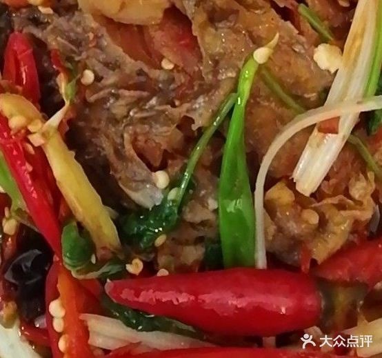 滇味异湘餐馆
