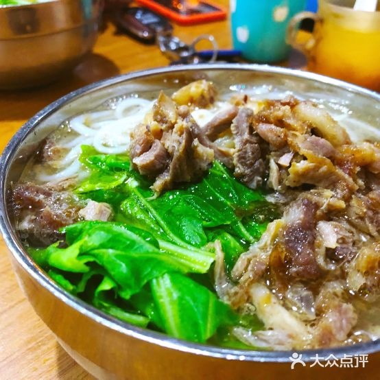 调皮郎咸肉粉馆(新地标店)