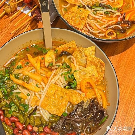 柳石居·金牌螺螺蛳粉(八佰伴店)