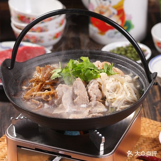 任三娘乐山跷脚牛肉(胜利购物广场A区胜利购物广场店)