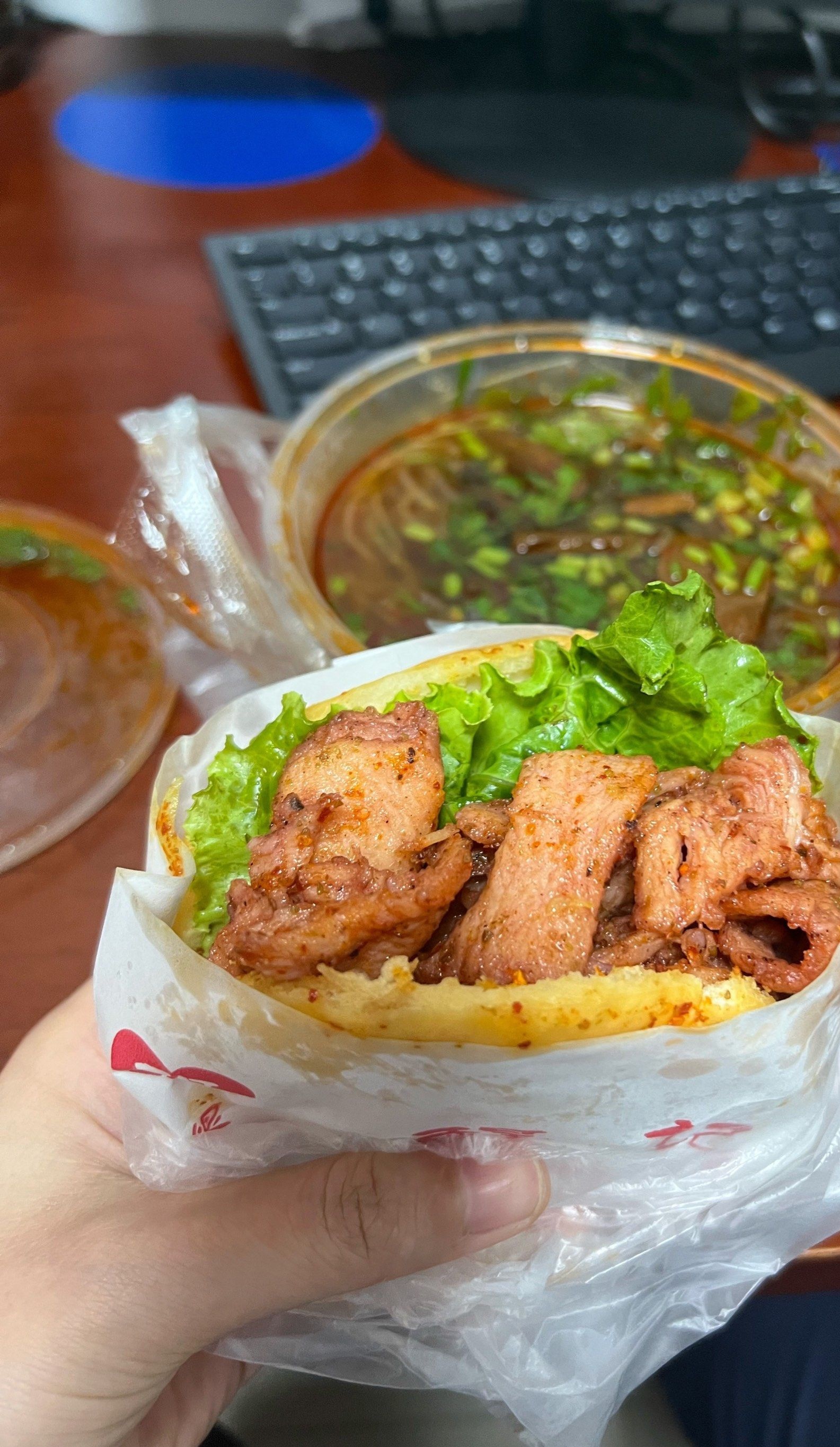 三号门粉丝店(梧桐坊e邻中心店)