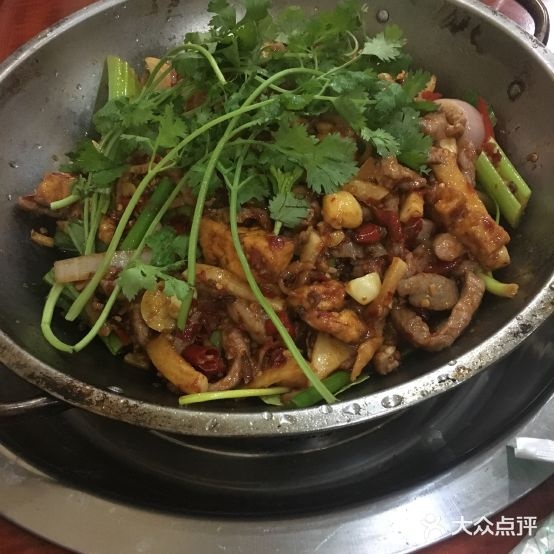 黔江鸡杂   青菜牛肉