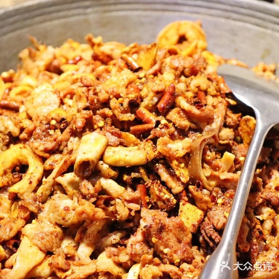 荀云春干锅涮猪肉餐厅南诚水寨店(平安路店)