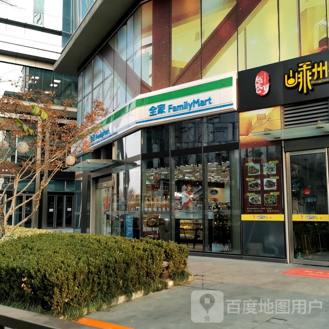 全家便利店(绿地运河商务中心店)