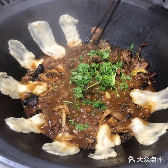 银杏树下大锅(项王故里店)