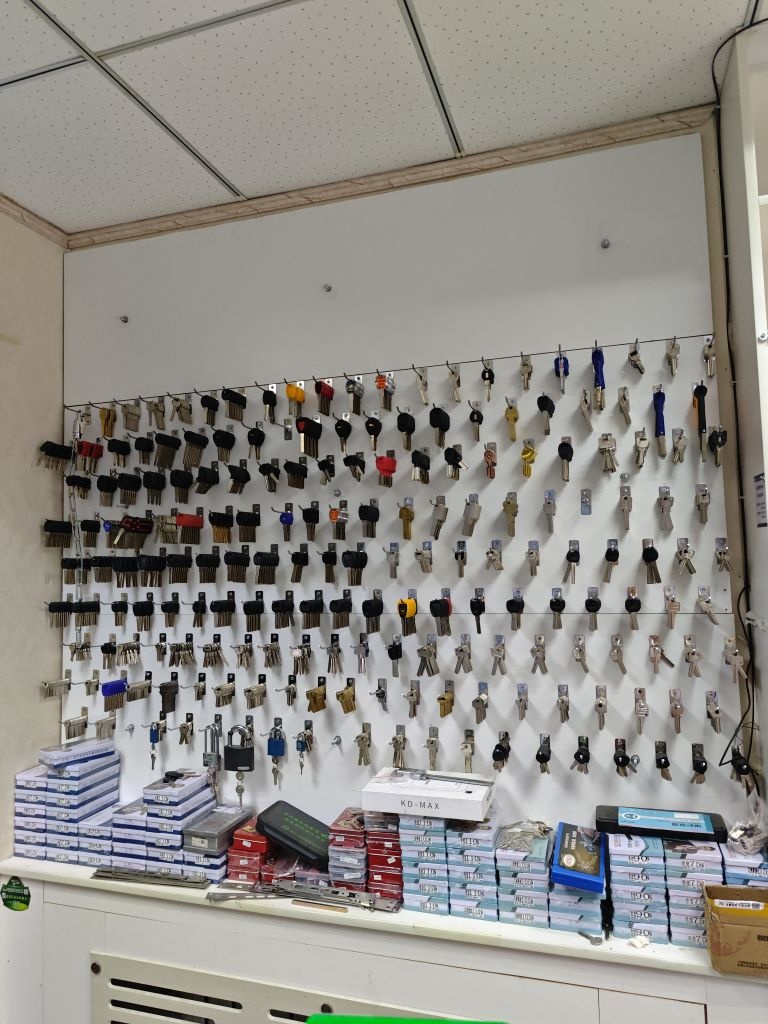 蒲师锁业(曙光里小区店)