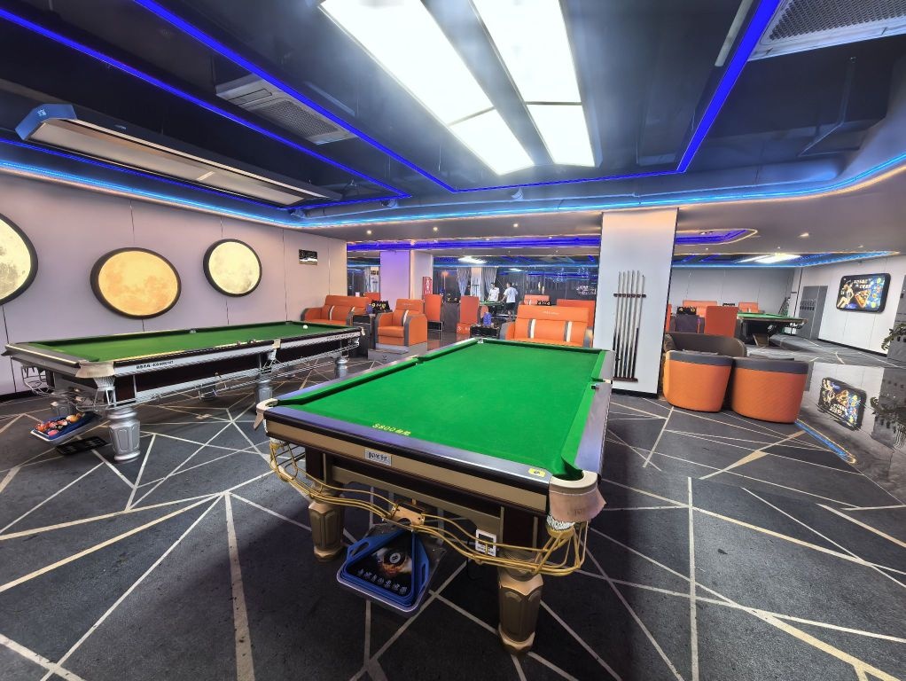 金乔乔氏台球俱乐部