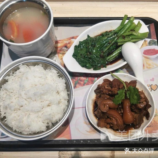 顺味饭店(沿江二路店)