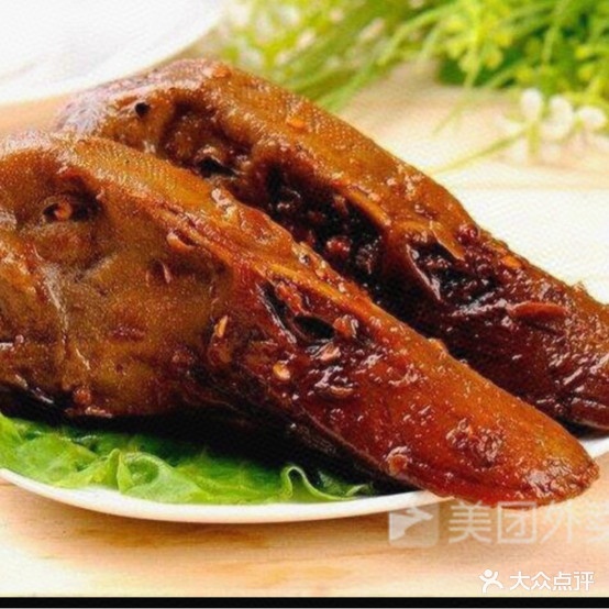 小兄弟三考龙虾(西门店)