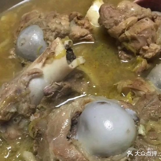 锅大侠铁锅炖人