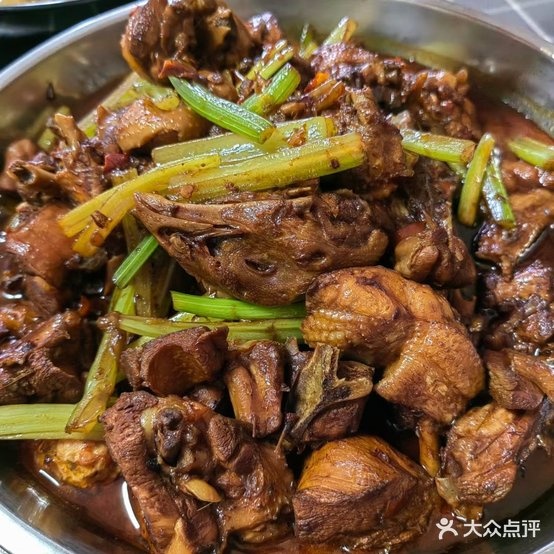 噶噶香铁锅炖(邯山店)